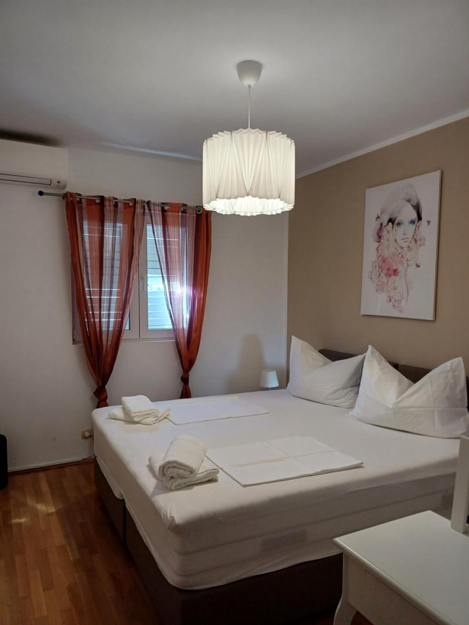 Apartman Laura Galileo Blizu Centra I Plaze Макарска Экстерьер фото
